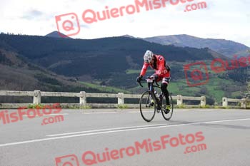 JON ALVAREZ LLEDO Castro Castro 2017 2 04766