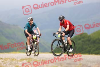 MIKEL ARRIOLABENGOA KALPARSORO Irati Xtrem 2024 18231