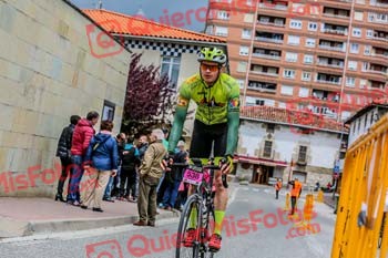 ALEJANDRO TABARES BOTERO La Peluso 2019 6 05374