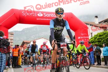 ALFREDO ALMARZA FERNANDEZ La Peluso 2022 00472