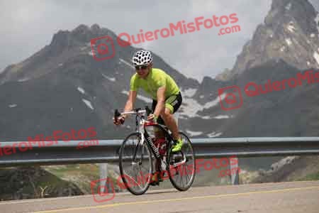 QH 2014 00586