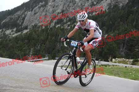 XAVIER BURGOS RODRIGUEZ Tondo 2014 04226