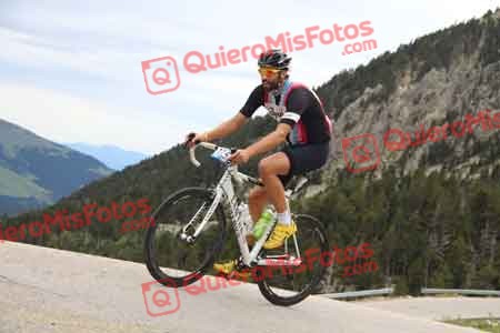 ORIOL SILVESTRE SANGIAO Tondo 2014 04572