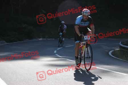 ALEX GARCIA BELISARIO Tondo 2015 03242