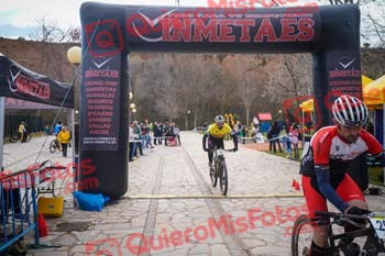 OSCAR SAENZ ELGUREN Sendas de Isasa 2022 09214