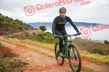 ANDER BENGOA ALTUNA Sendas de Isasa 2024 02177