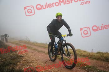 ANDER BENGOA ALTUNA Sendas de Isasa 2024 02704