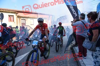 Dama Roja 2021 00132