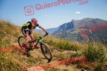 BLAS LAMAS FERNANDEZ Dama Roja 2022 05833
