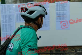 Dama Roja 2022 00005