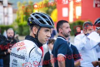 Dama Roja 2022 00768