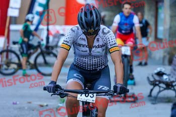 Dama Roja 2022 01331