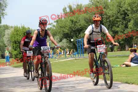 LARRAITZ ONEDERRA ONDARRA Dinosaurios 2015 09431