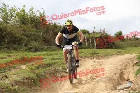 BORJA LARIA AXPE Pedales 04747