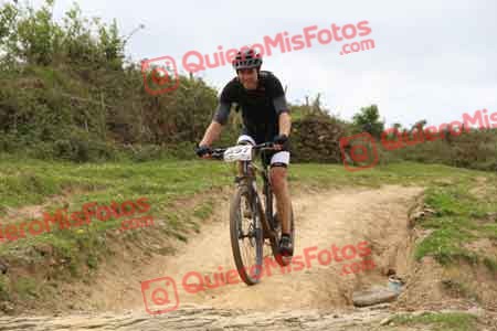 OSKAR ULIARTE DELGADO Pedales 06484