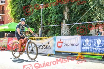 JAVIER OTEO BACIGALUPE Pedales 2019 6 07745