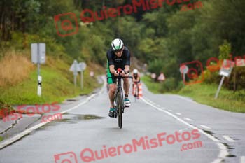 JON PERNIA GORMLEY Bilbao Triathlon 2022 00690
